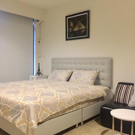 A Pousada 108Beds Si Racha Exterior foto