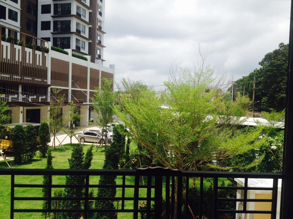 A Pousada 108Beds Si Racha Exterior foto