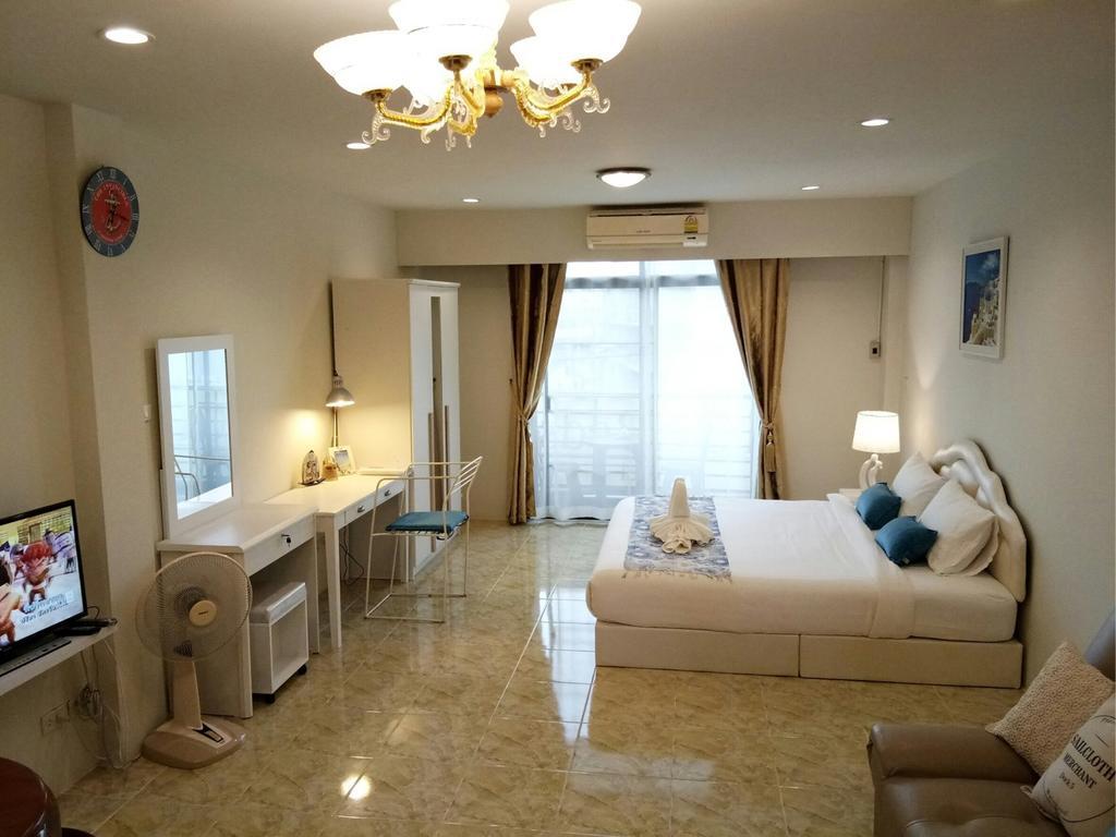 A Pousada 108Beds Si Racha Exterior foto