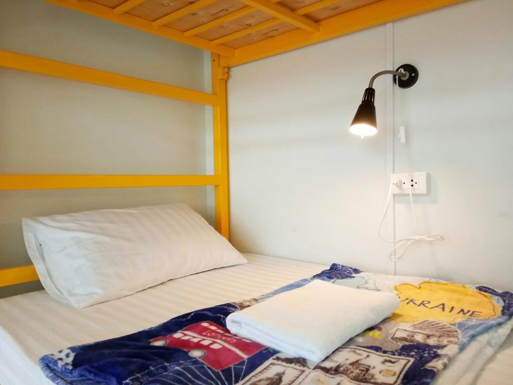 A Pousada 108Beds Si Racha Exterior foto